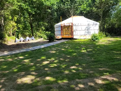 Jardin de l'établissement Clos Des Monts
