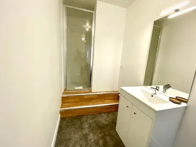 Salle de bains dans l'établissement Bienvenue chez vous, Déplacement Pro