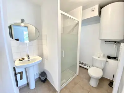 Salle de bains dans l'établissement Bienvenue chez vous, Déplacement Pro