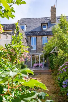 Jardin de l'établissement Le 74