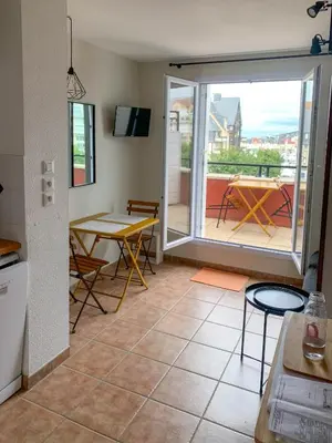 Balcon ou terrasse dans l'établissement Duplex 2 pièces Port Cabourg - 2 à 4 personnes - Terrasse - Vue Port - Proche Plage