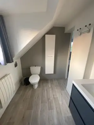 Salle de bains dans l'établissement Le Stud' Joli appartement lumineux en plein centre ville