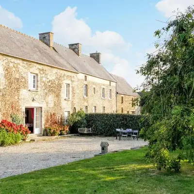 4 Bedroom Pet Friendly Home In Portbail