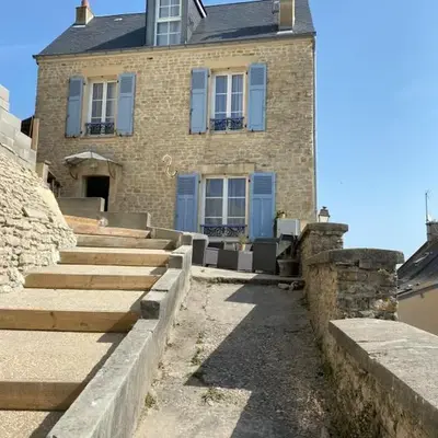 La Maison Bleue