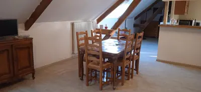 Télévision ou salle de divertissement dans l'établissement Mont Pley