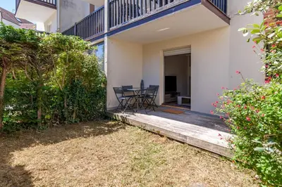 Jardin de l'établissement Appartement Charly - Welkeys