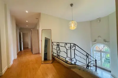 Plan de l'établissement Stunning 230m with garden in the city center