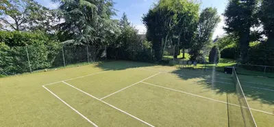 Tennis ou squash au sein de l'appartement ou à proximité