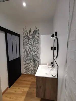 Salle de bains dans l'établissement Charmant studio Bayeux centre ville historique