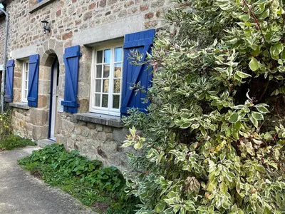 Jardin de l'établissement Baie du mont saint michel - 6 personnes - Spa privatif