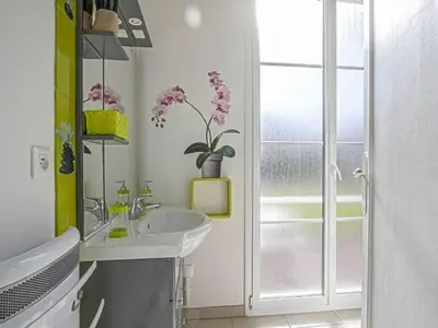 Salle de bains dans l'établissement Seaside Escape for Families