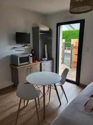 Cuisine ou kitchenette dans l'établissement Le clos de la baie