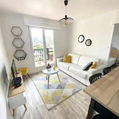 Cabourg T2 tout neuf Accès direct mer Grand balcon
