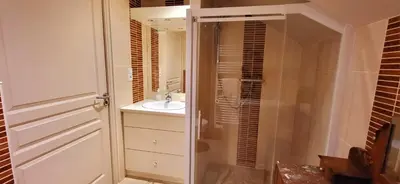 Salle de bains dans l'établissement Gîte Anna du Mont-saint-Michel
