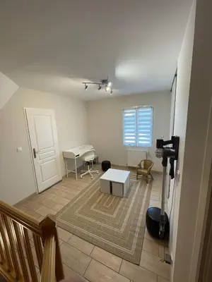 Plan de l'établissement Maison au sein d’un corps de ferme.