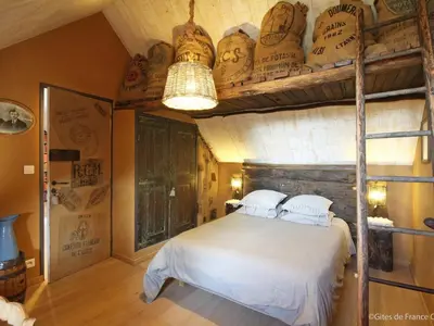 Un ou plusieurs lits dans un hébergement de l'établissement Maison Charme 6 Pers, Sauna, Vue Bocage, Suisse Normande - FR-1-497-172