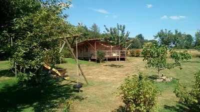 Jardin de l'établissement Gîte Normand Le Merle blanc 2 à 6 personnes