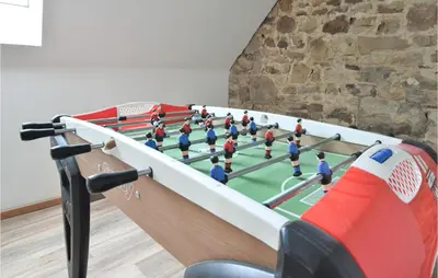 Salle de jeux dans l'établissement Lovely Home In Fierville-Les-Mines