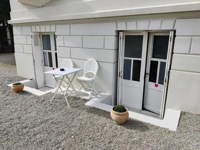 Balcon ou terrasse dans l'établissement LA PLAYA Grand Studio avec espace nuit et parking privatif - 40 mètres de la Promenade Marcel Proust