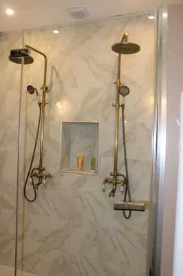Salle de bains dans l'établissement Acropole 2