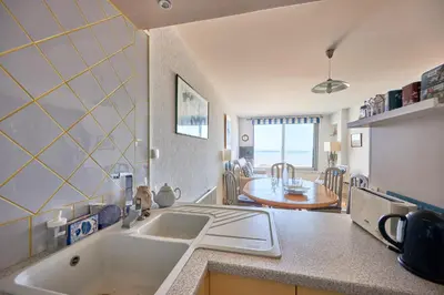 Cuisine ou kitchenette dans l'établissement Duplex Etoile de mer- T4 Vue mer