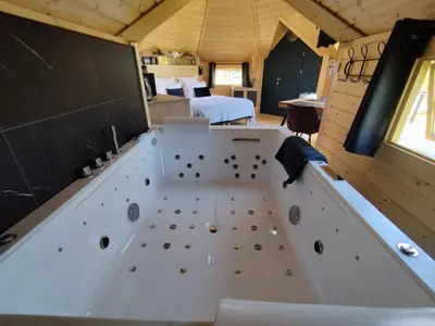Plan de l'établissement Cottage climatisé avec baignoire SPA 2 personnes