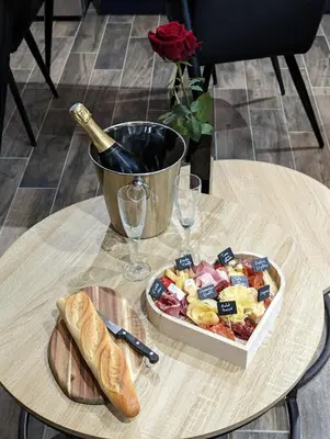 Nourriture dans la villa ou à proximité