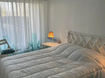 Un ou plusieurs lits dans un hébergement de l'établissement Appartement 3 pièces avec terrasses et vue mer - Parking inclus - FR-1-487-349