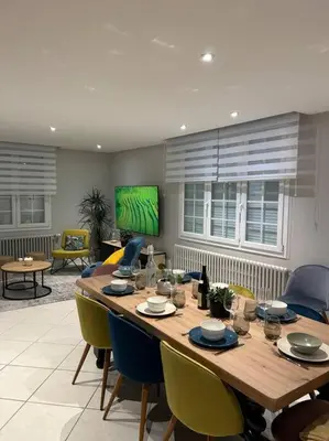 Coin salon dans l'établissement Maison familiale face à la mer