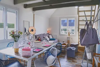 Coin salon dans l'établissement Maison Roudoudou - Charmante maison à moins de 300m de la plage