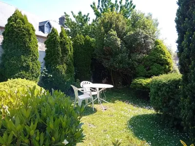 Jardin de l'établissement Maison de charme proche centre ville