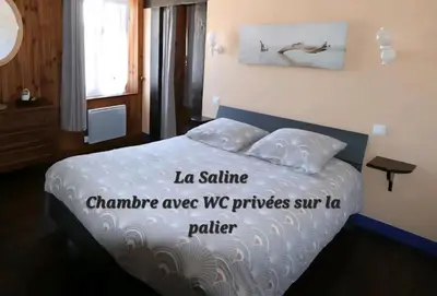 Un ou plusieurs lits dans un hébergement de l'établissement AU DETOUR DU MONT Chambres d'hôtes