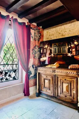 Salon ou bar de l'établissement Sorcier Magique & Expérience Immersive