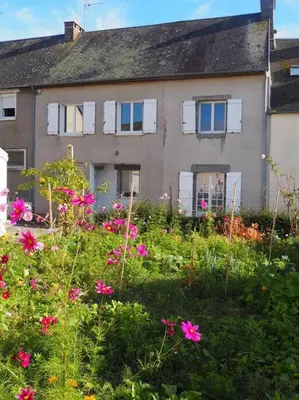 Jardin de l'établissement Gîte Locations des 4 saisons