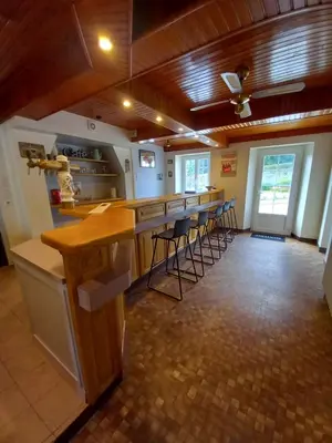 Cuisine ou kitchenette dans l'établissement Le Tournebride