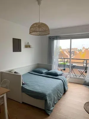 Un ou plusieurs lits dans un hébergement de l'établissement Appartement T2 - Bord de Mer - Parking privé - Wifi