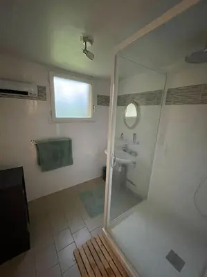 Salle de bains dans l'établissement Le Vaussourdet