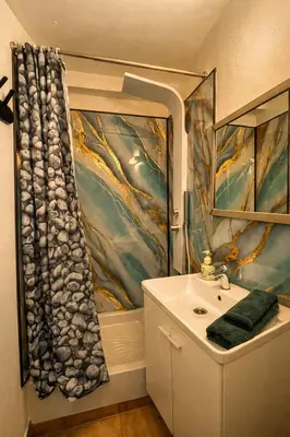 Salle de bains dans l'établissement Green Haven - Joli studio - Centre Ville de Caen